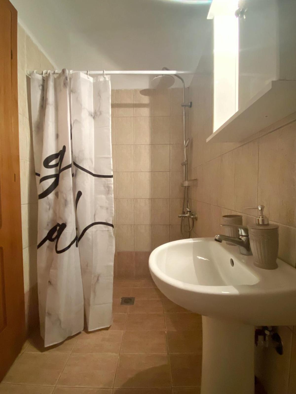 Delia Apartments بيفكوهوري المظهر الخارجي الصورة