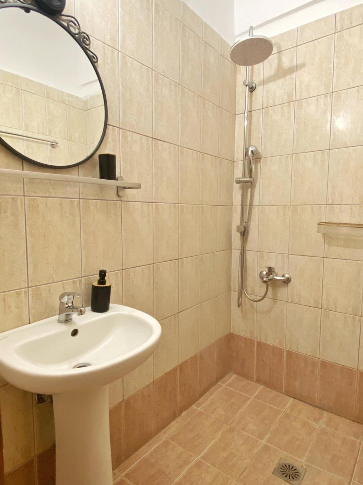 Delia Apartments بيفكوهوري المظهر الخارجي الصورة